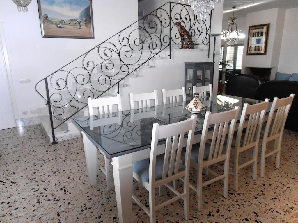 Bed&Breakfast Villa Lavanda Noci Exteriör bild